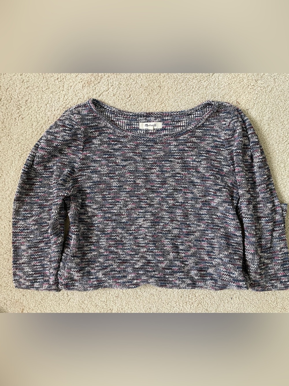 Madewell Knit Cropped Sweater
Pink, blue, and burgundy Crewneck
Great pre-owned